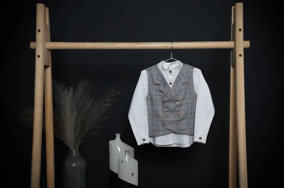Light Gray Cubic Vest With Lining — photo 2