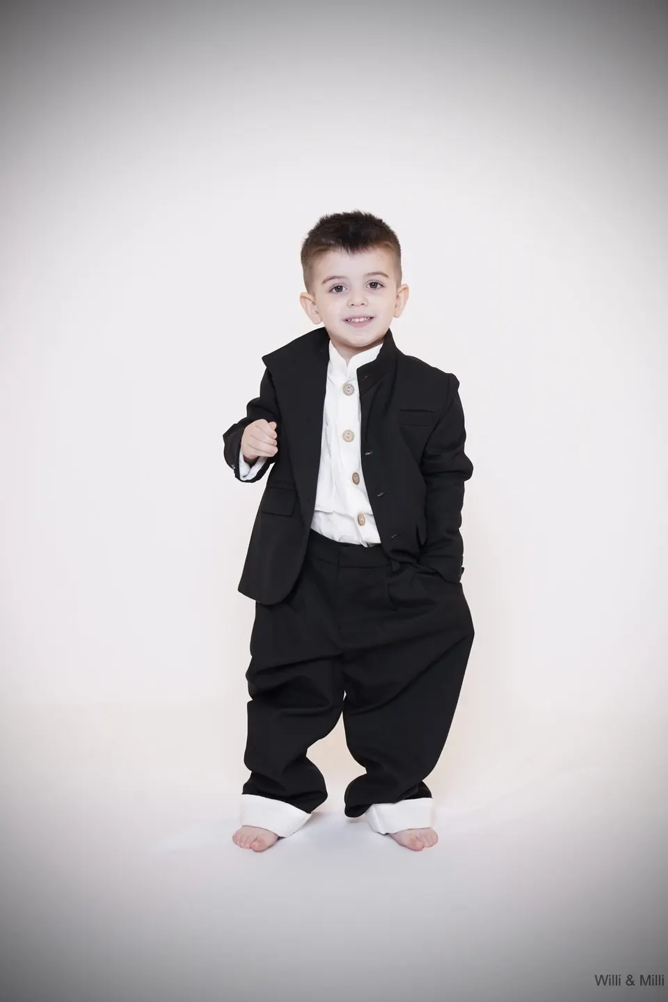 Amish Style Black Asymmetrical Jacket With White Linen Lining