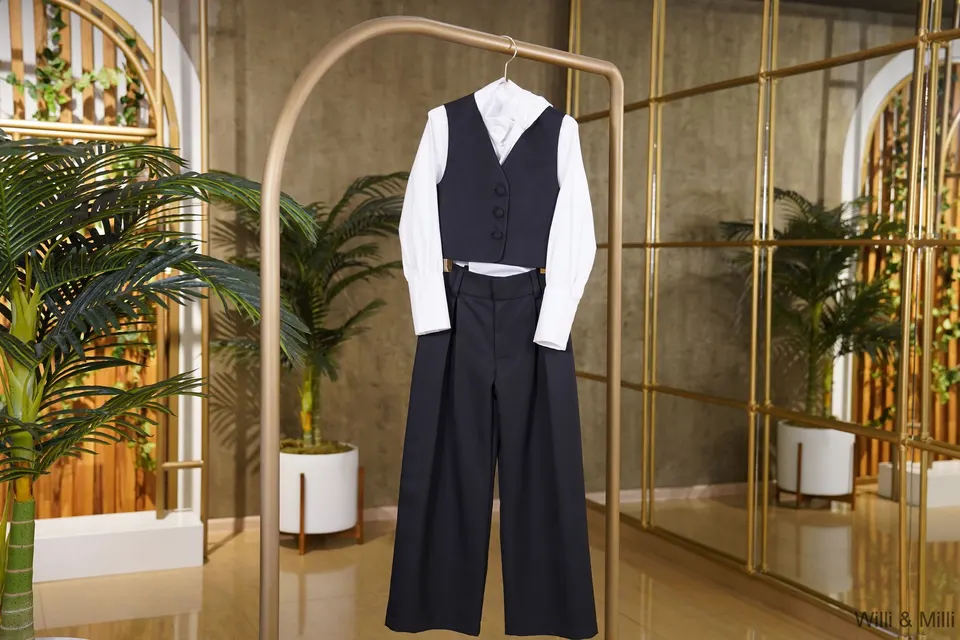 Black Formal Vest — photo 5